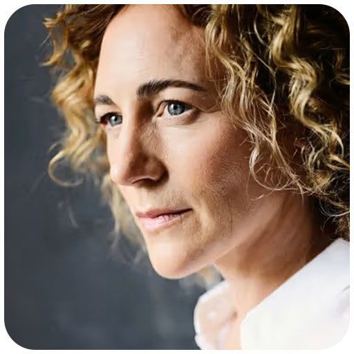 Portrait von  Lilia Minah