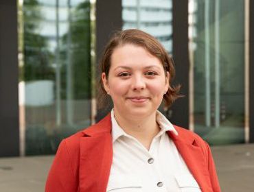 Portrait von Dr. Jana Emontz